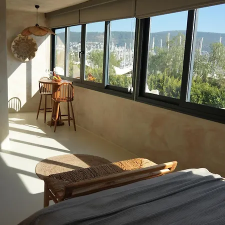 Noi Hotel