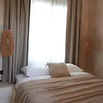 Noi Hotel