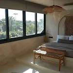 ホテル Noi 4*